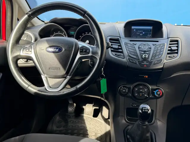 Ford Fiesta view 4