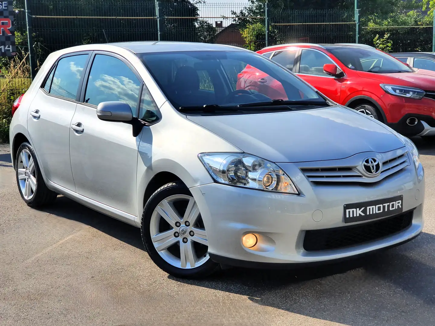 Toyota Auris 🟢1.4 DIESEL 90 CV - FULL CARNET - AIRCO Gris - 1