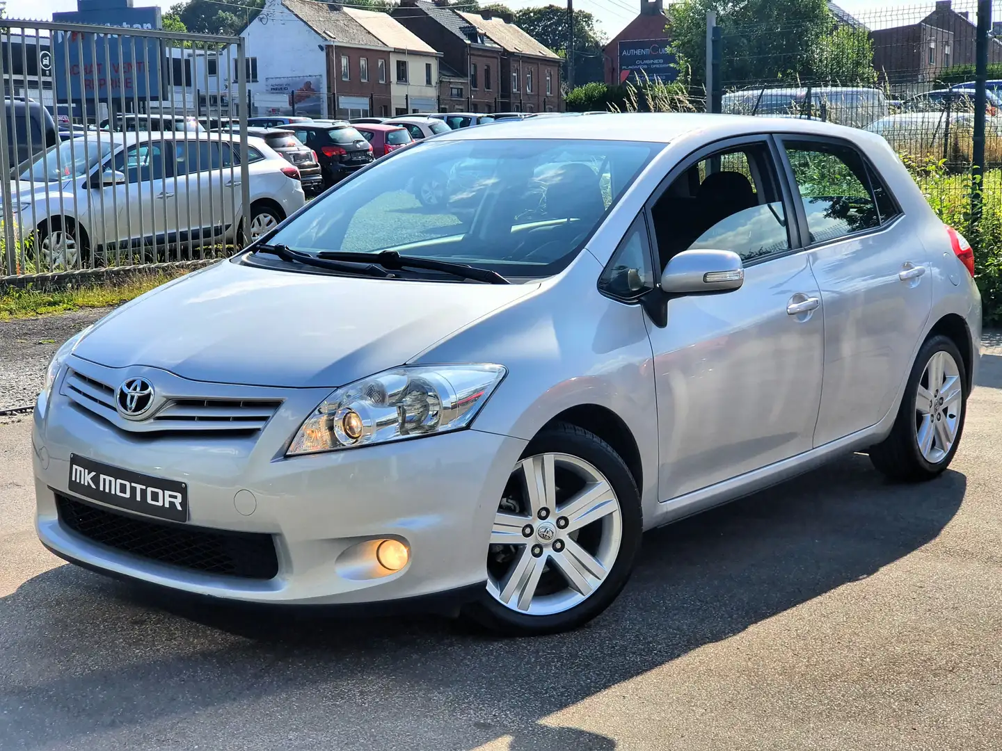 Toyota Auris 🟢1.4 DIESEL 90 CV - FULL CARNET - AIRCO Gris - 2