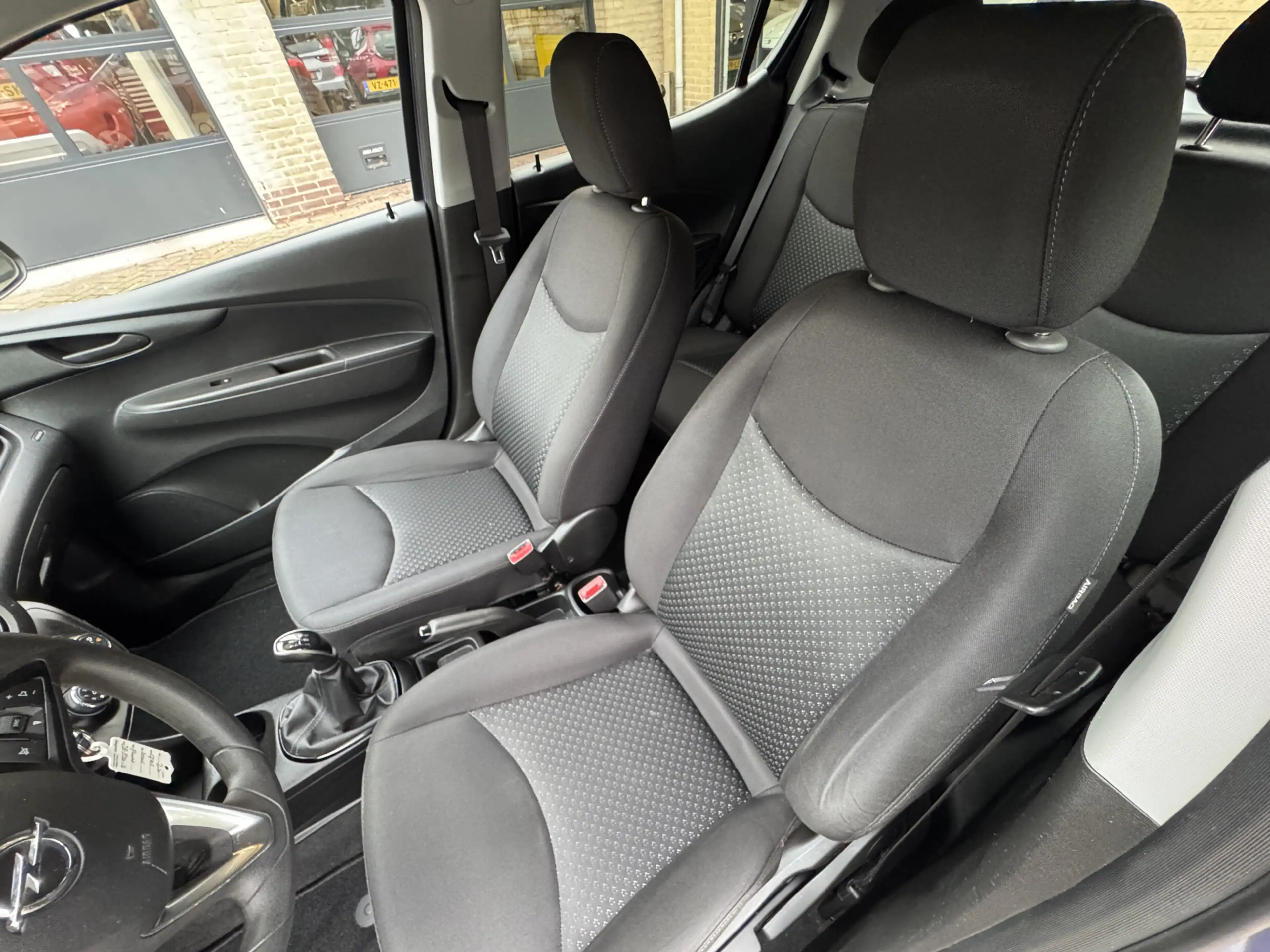 Opel Karl 1.0 ecoFLEX Edition Airco — photo 4