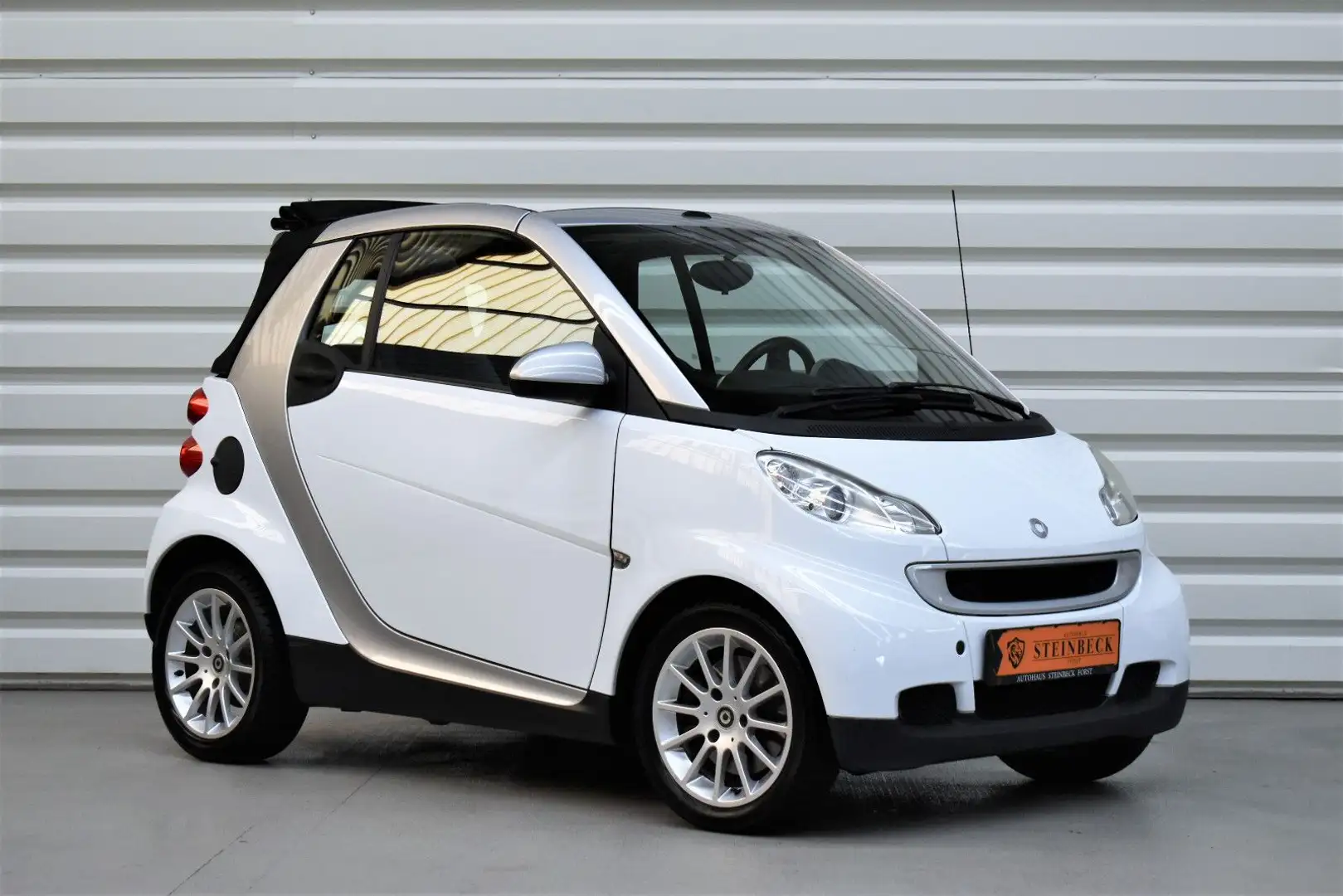 smart forTwo passsion Cabrio+ Klima+ Allwetter + ECO Bílá - 1