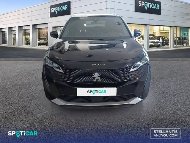 Peugeot 5008 view 2