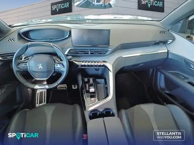 Peugeot 5008 view 8