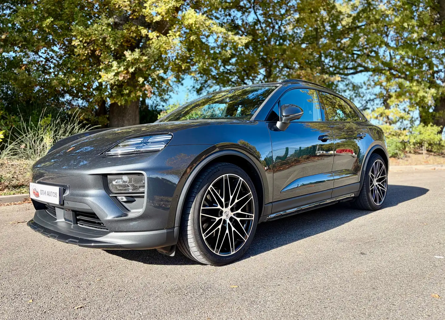 Porsche Macan 4 408 ch BVA 1° MAIN FR Gris - 2