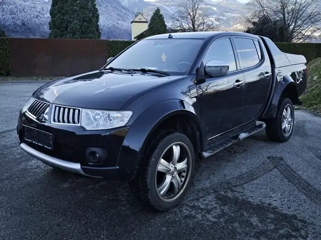 Mitsubishi L200 Invite Doppelkabine 4WD
