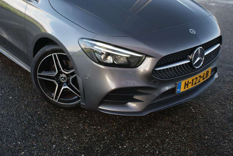 Mercedes-Benz B 180 | AMG Pakket| Pano | Night Pakket | Org NL | — photo 2