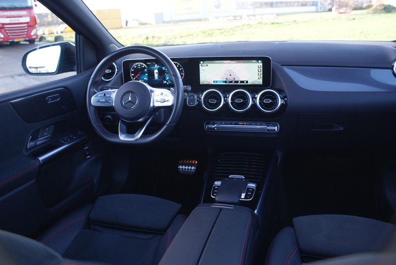 Mercedes-Benz B 180 | AMG Pakket| Pano | Night Pakket | Org NL | — photo 18