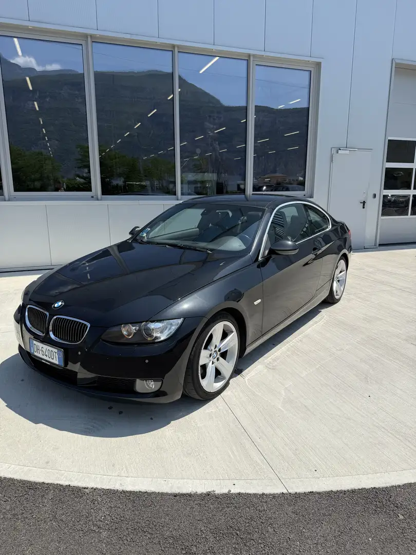 BMW 330 330d Coupe Attiva - 1