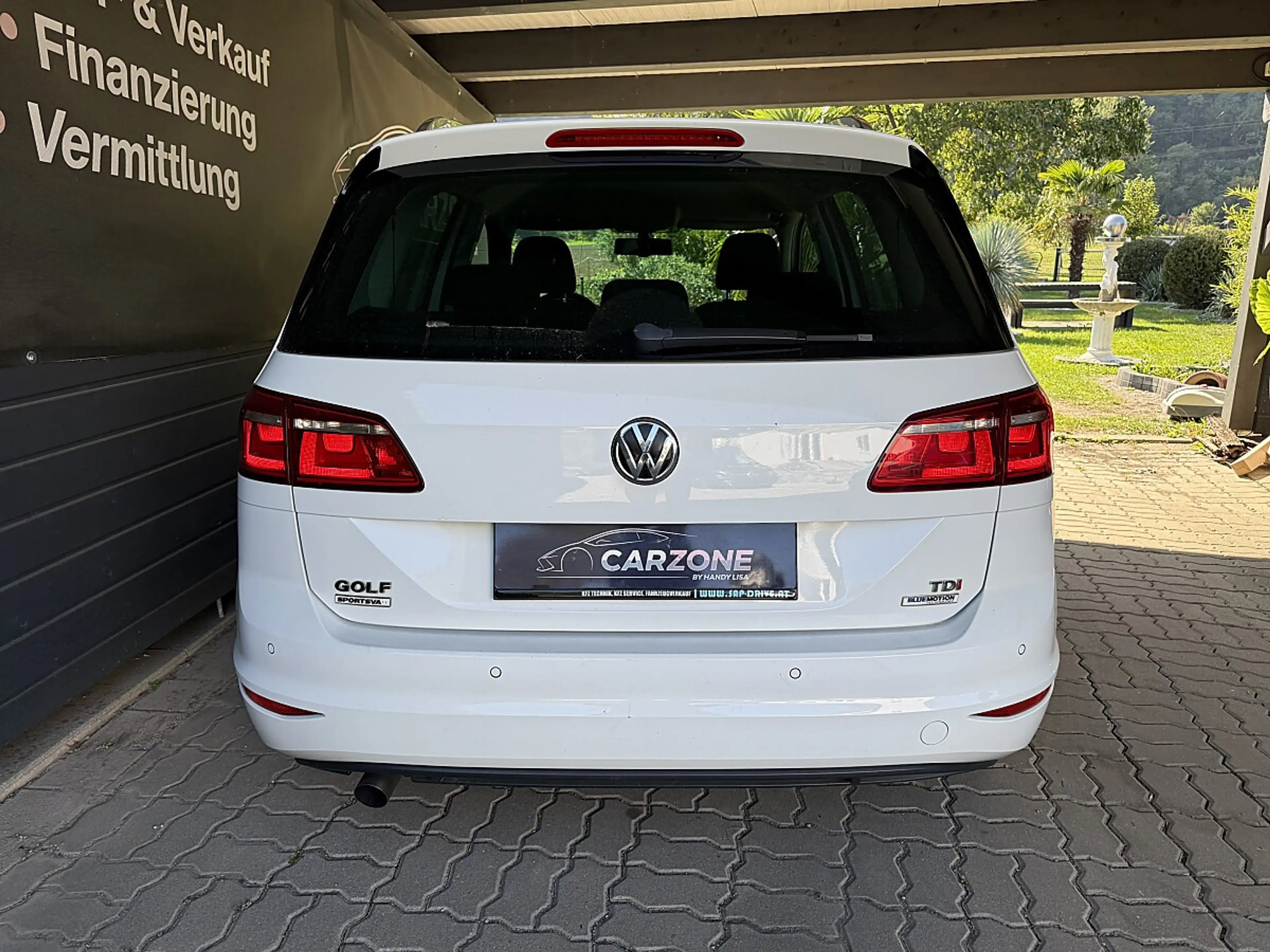 Volkswagen Golf Sportsvan 1,6 TDI Lounge *PDC*Sitzheizung*AHV schwenkbar* — photo 6