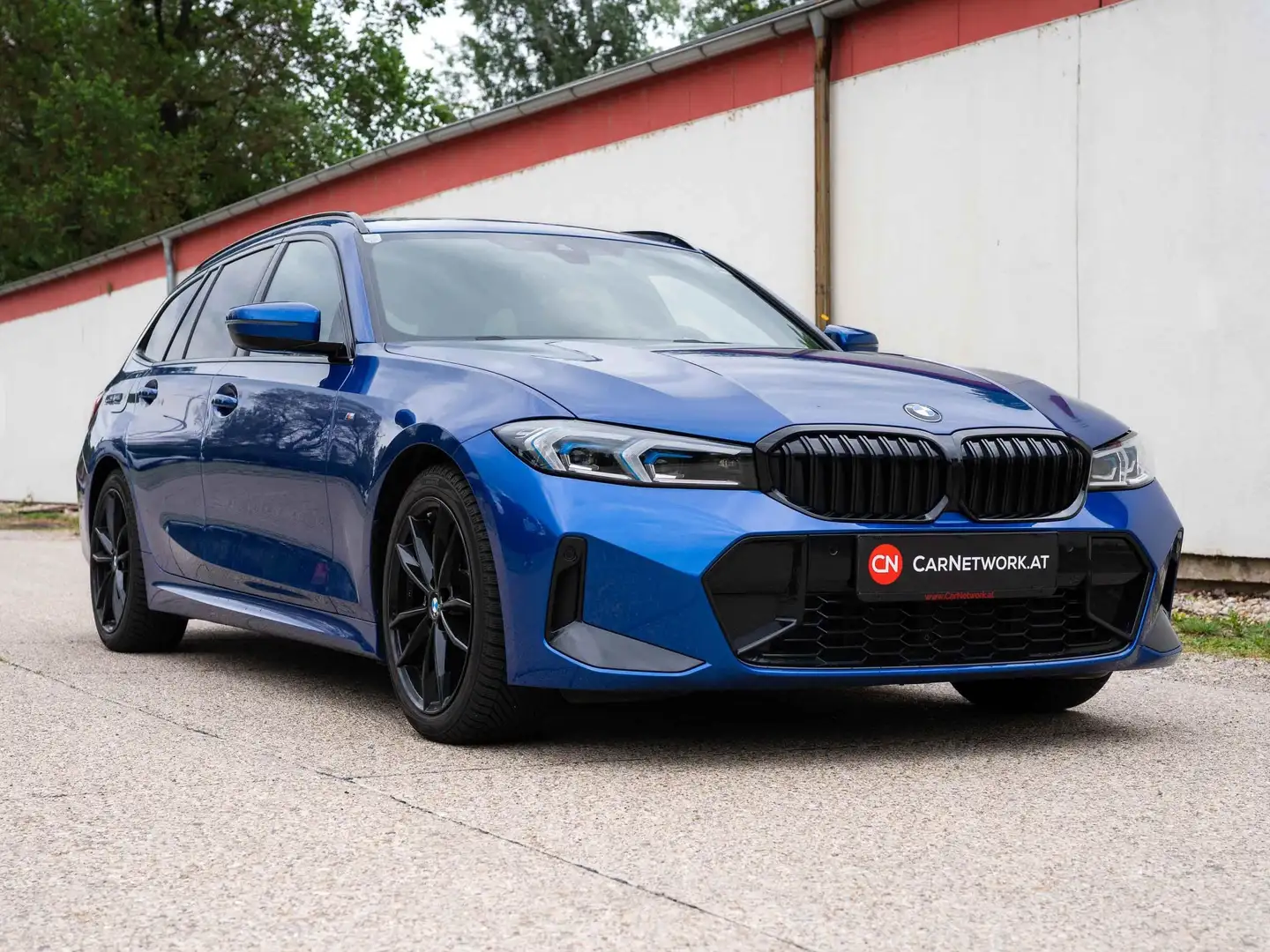 BMW 320 320d Touring M-Paket, Pano, H&K Blau - 1