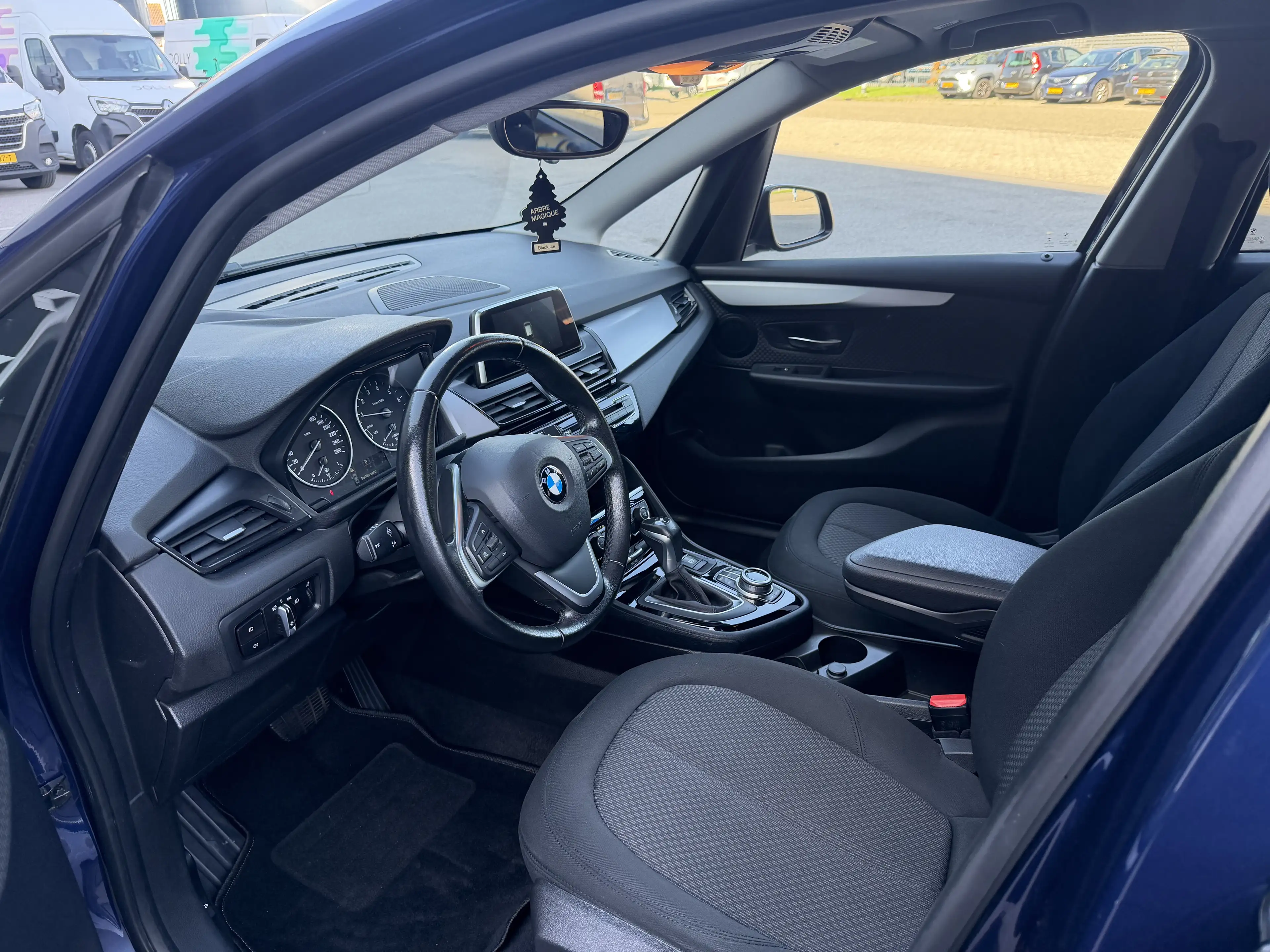 BMW 218 Corp. L. Exec Automaat| Trekhaak| Cruise| APK — photo 5