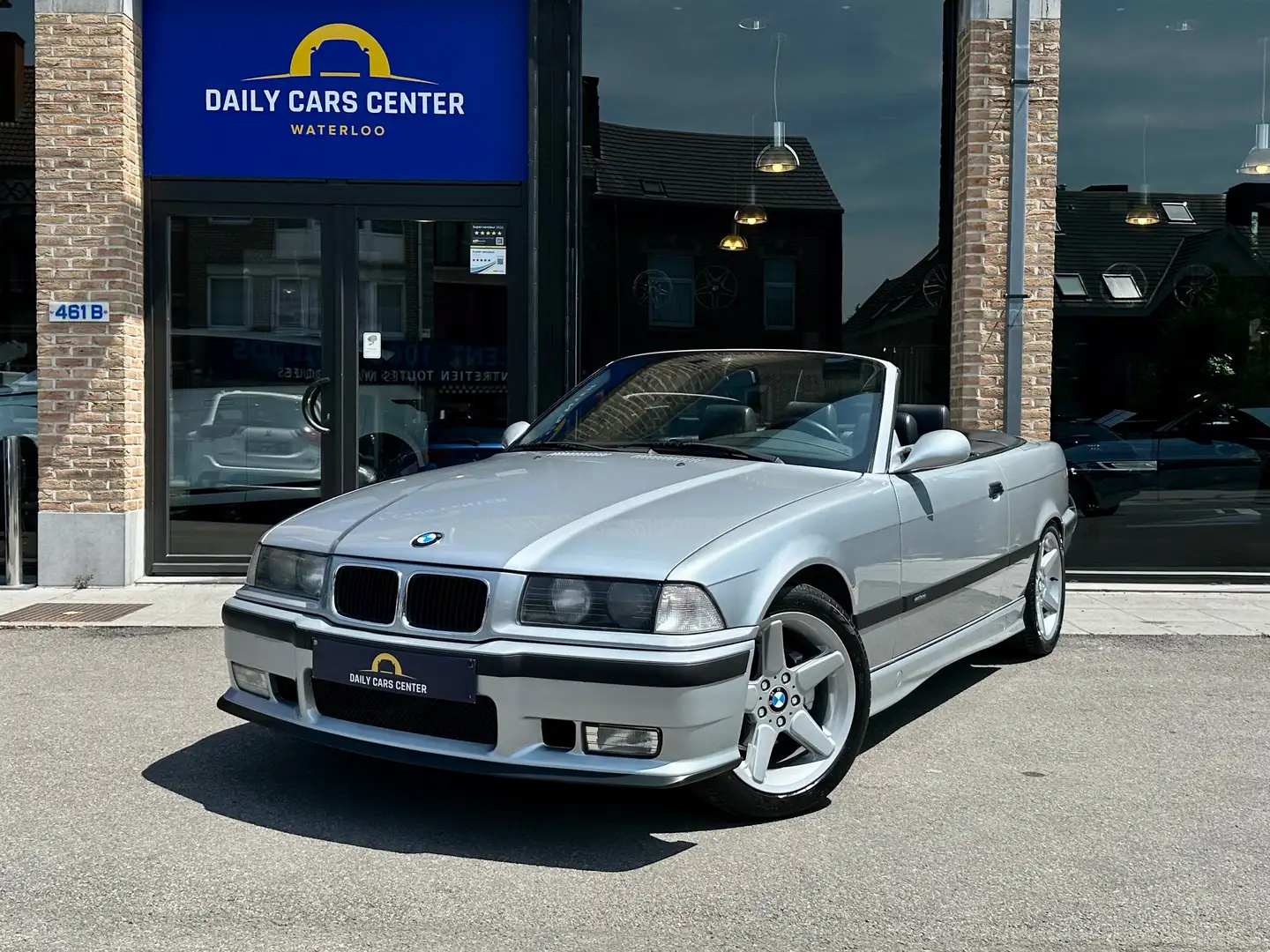 BMW 325 i Cabrio I M pack I Magnifique I Garantie 12M Argento - 1