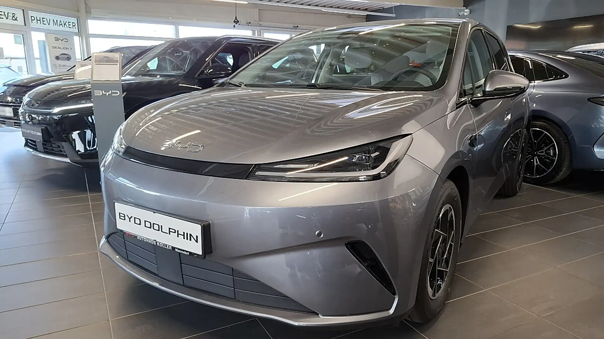 BYD Dolphin G DM-i PHEV 18,3kWh Boost Grau - 2