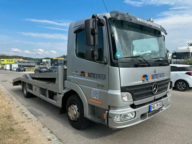 Mercedes-Benz Unknown Model view 9