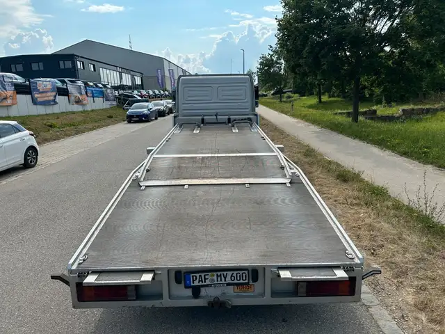 Mercedes-Benz Unknown Model view 6