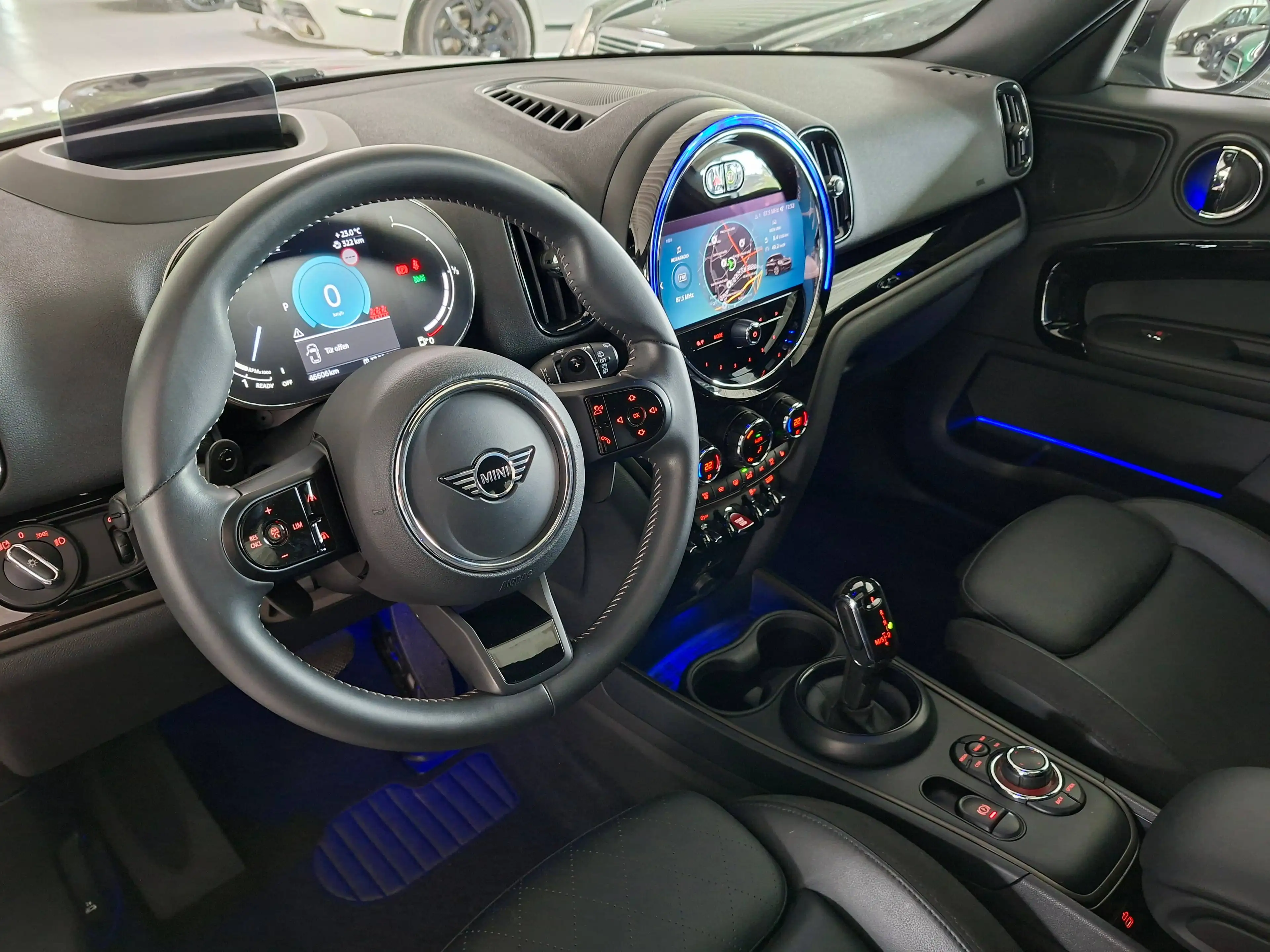 MINI Cooper S Countryman COUNTRYMAN All4 Sport-Aut. Navi Kamera PanoramaDach HuD E-Sport-Sitze Classic Trim — photo 9