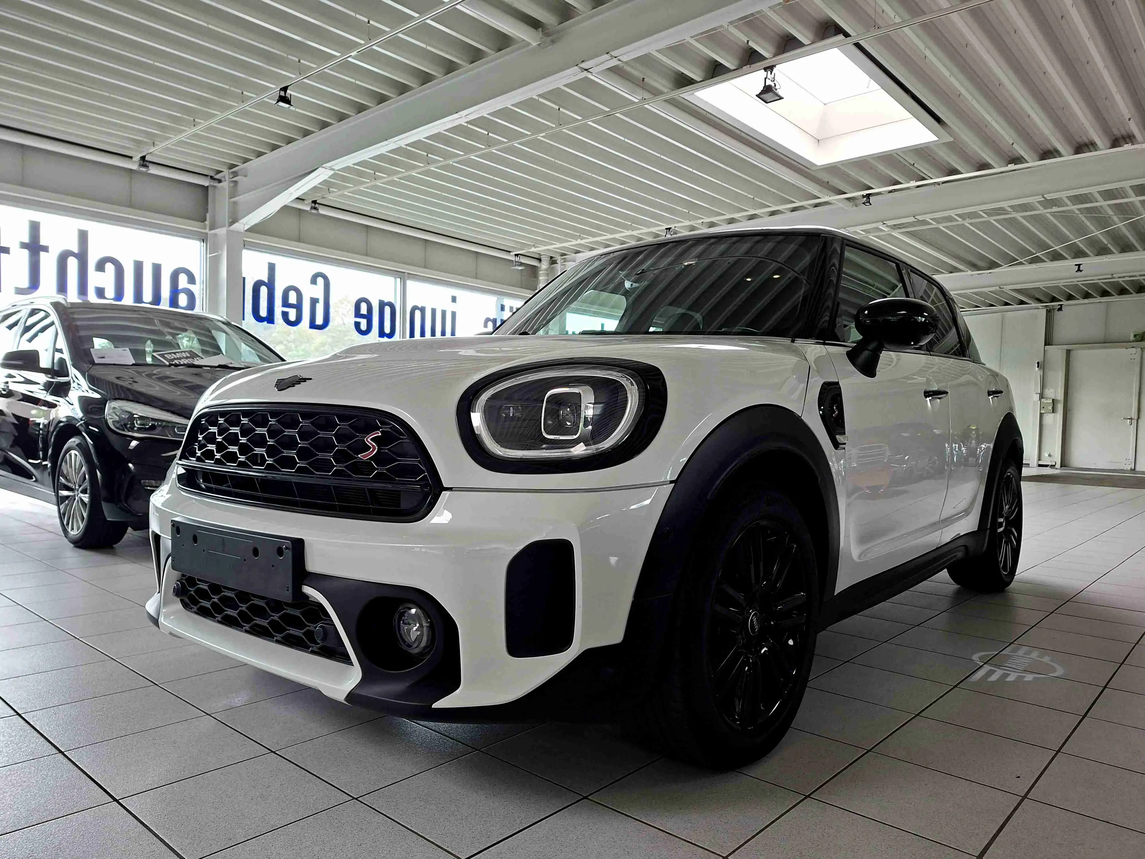 MINI Cooper S Countryman COUNTRYMAN All4 Sport-Aut. Navi Kamera PanoramaDach HuD E-Sport-Sitze Classic Trim