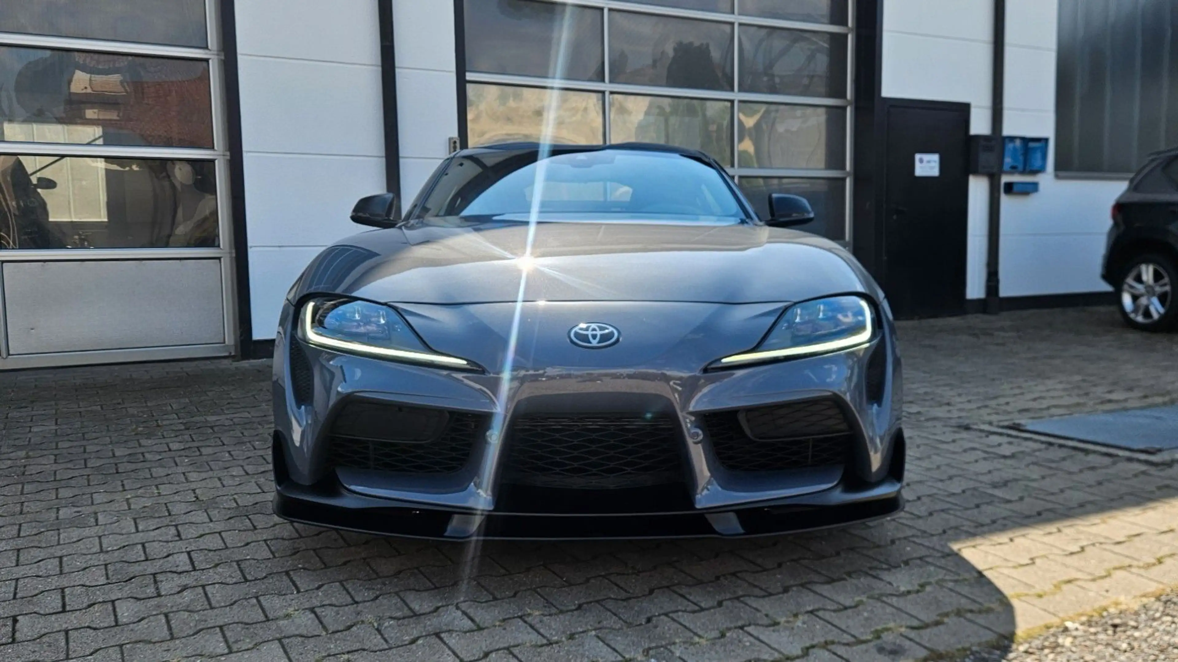 Toyota Supra GR 3.0 Automatik Legend Sparkling Copper — photo 4