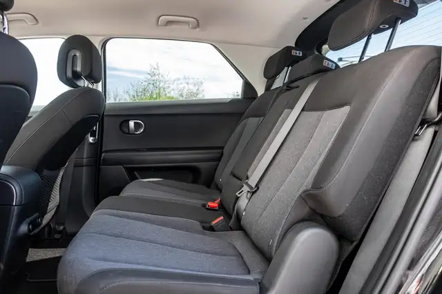 Hyundai Ioniq 5 view 9