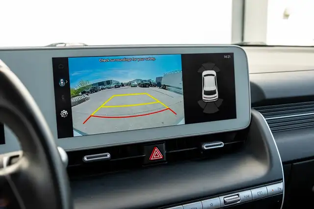 Hyundai Ioniq 5 view 11