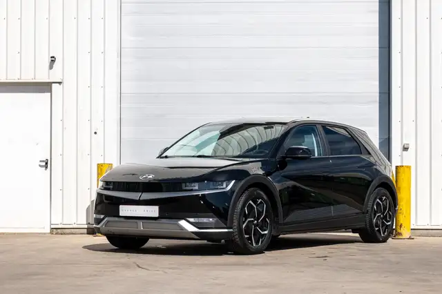 Hyundai Ioniq 5 view 3