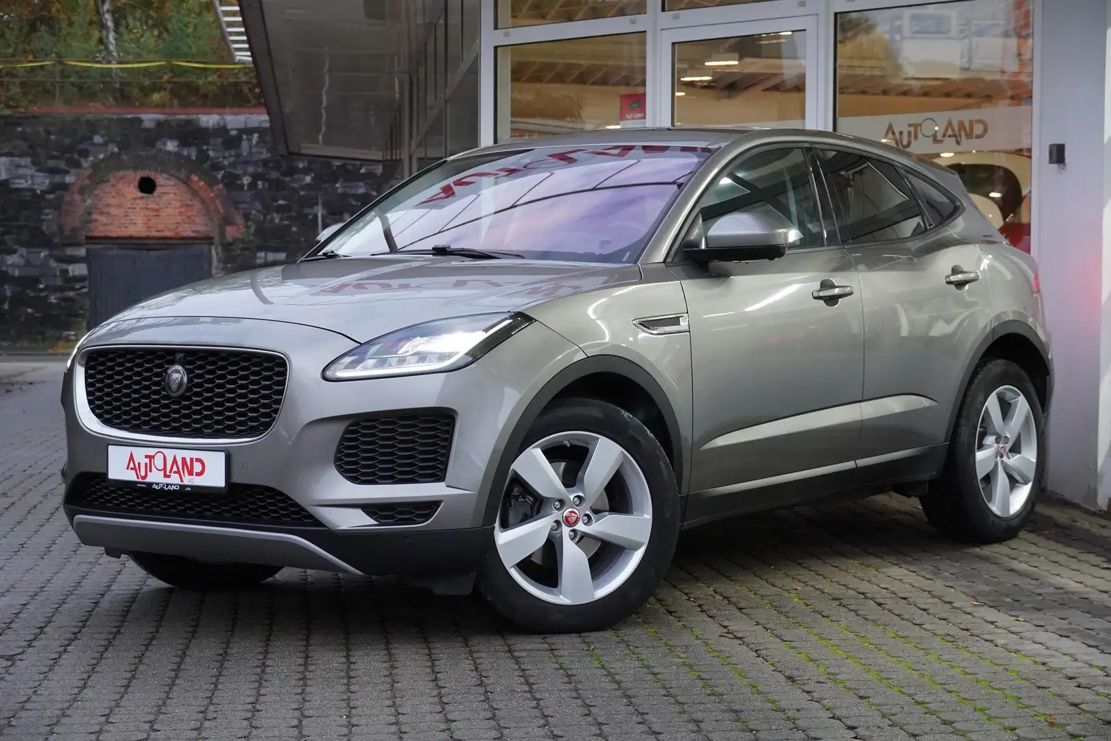 Jaguar E-Pace E-PACE 2.0 S AWD LED Totwinkel Panorama Kamera Сірий - 2