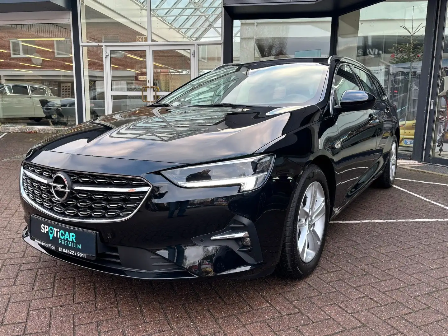 Opel Insignia Sports Tourer Elegance 2.0 D Automatik Schwarz - 1