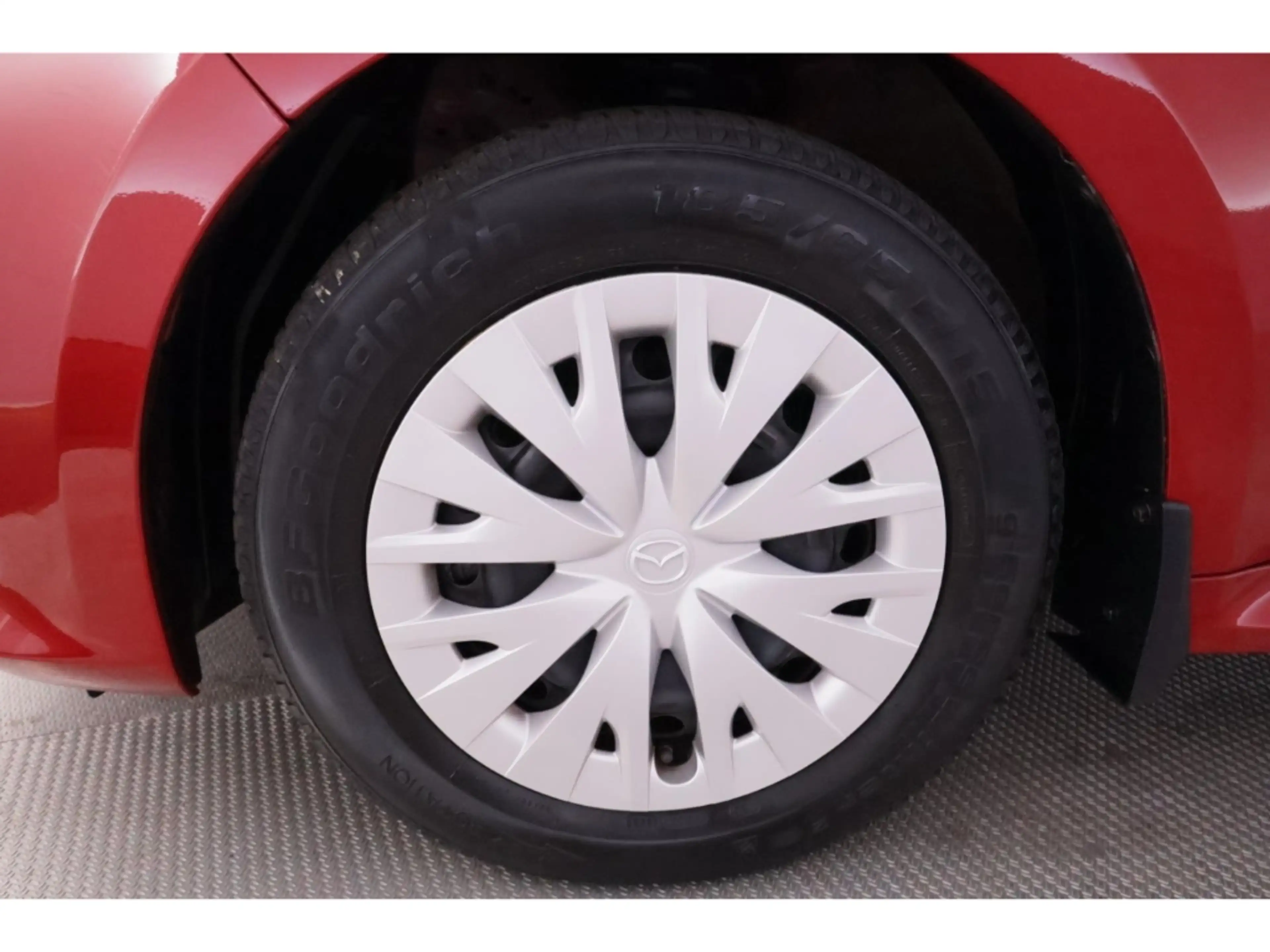 Mazda 2 1.5 Aut.Pure+NAVI+TEMPO+KLIMA+CARPLAY — photo 12