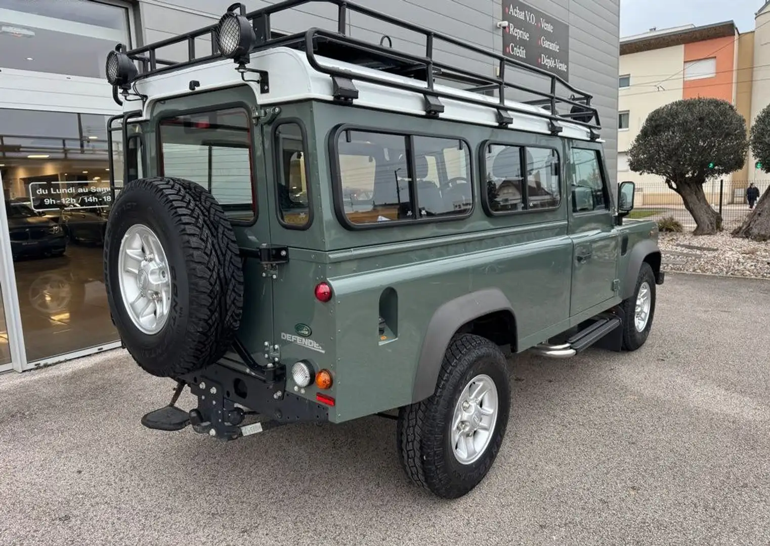 Land Rover Defender Land Rover 110 S Hard Top Grün - 2
