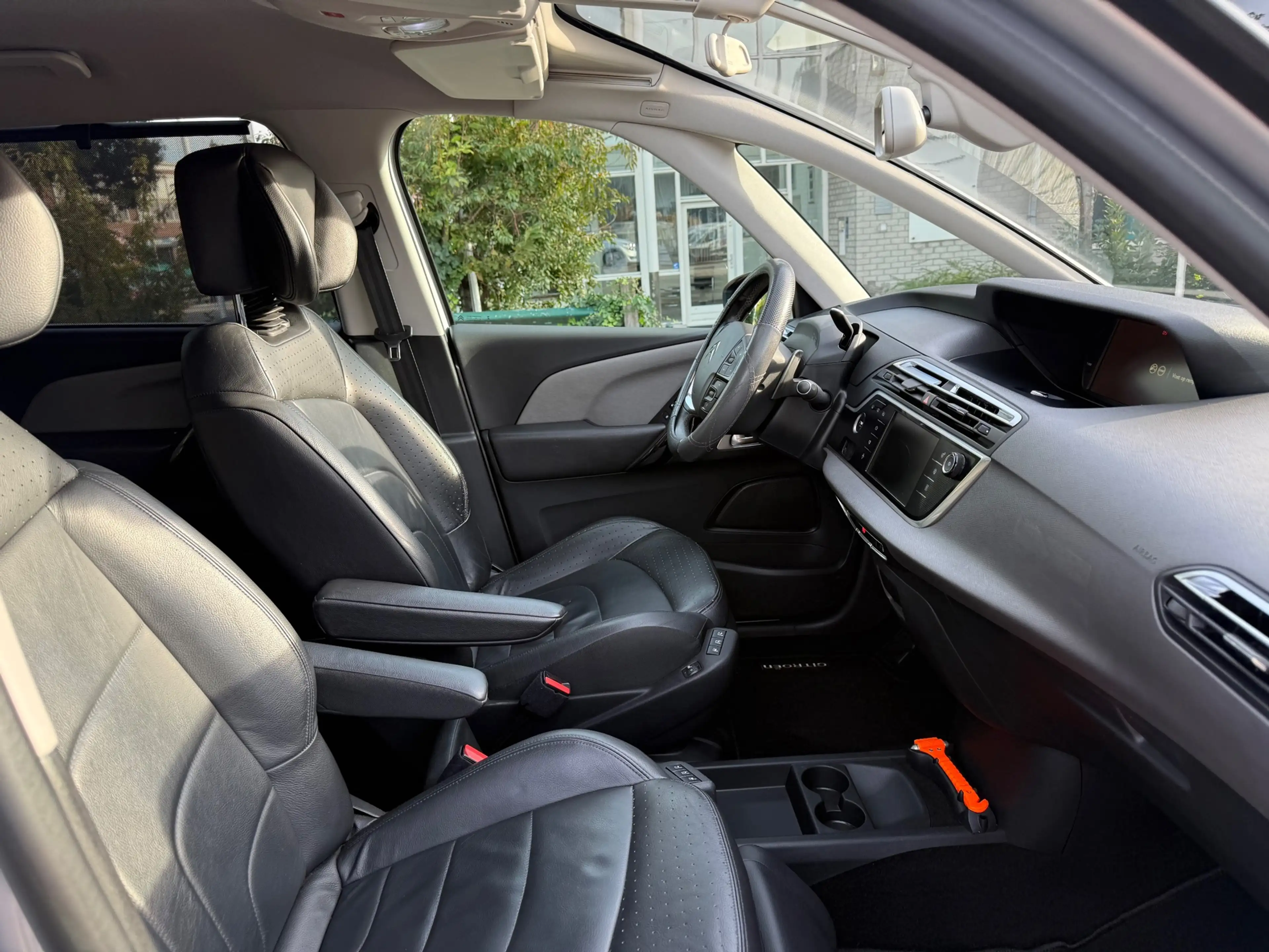 Citroen Grand C4 Picasso 1.6 e-THP Exclusive_AUTOMAAT_7 PERSOONS_ALLE DENKB — photo 4