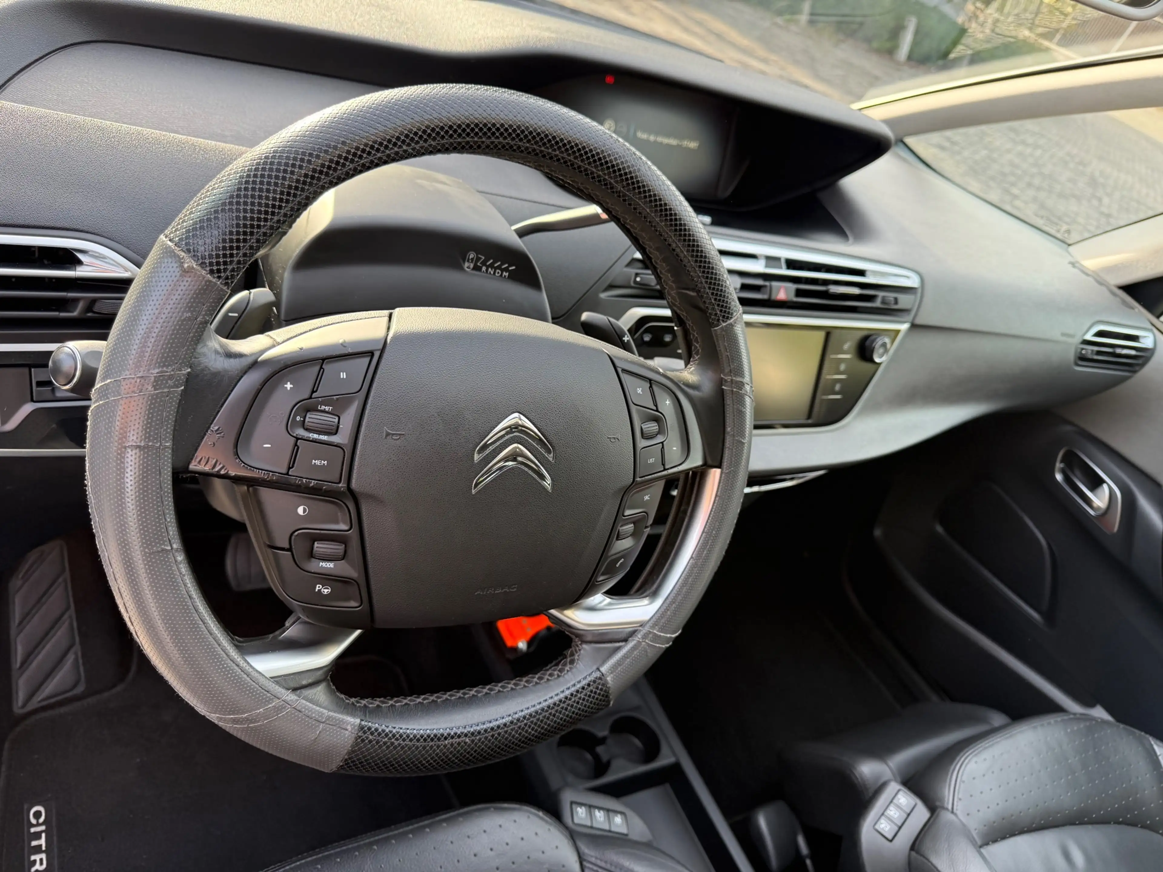 Citroen Grand C4 Picasso 1.6 e-THP Exclusive_AUTOMAAT_7 PERSOONS_ALLE DENKB — photo 13
