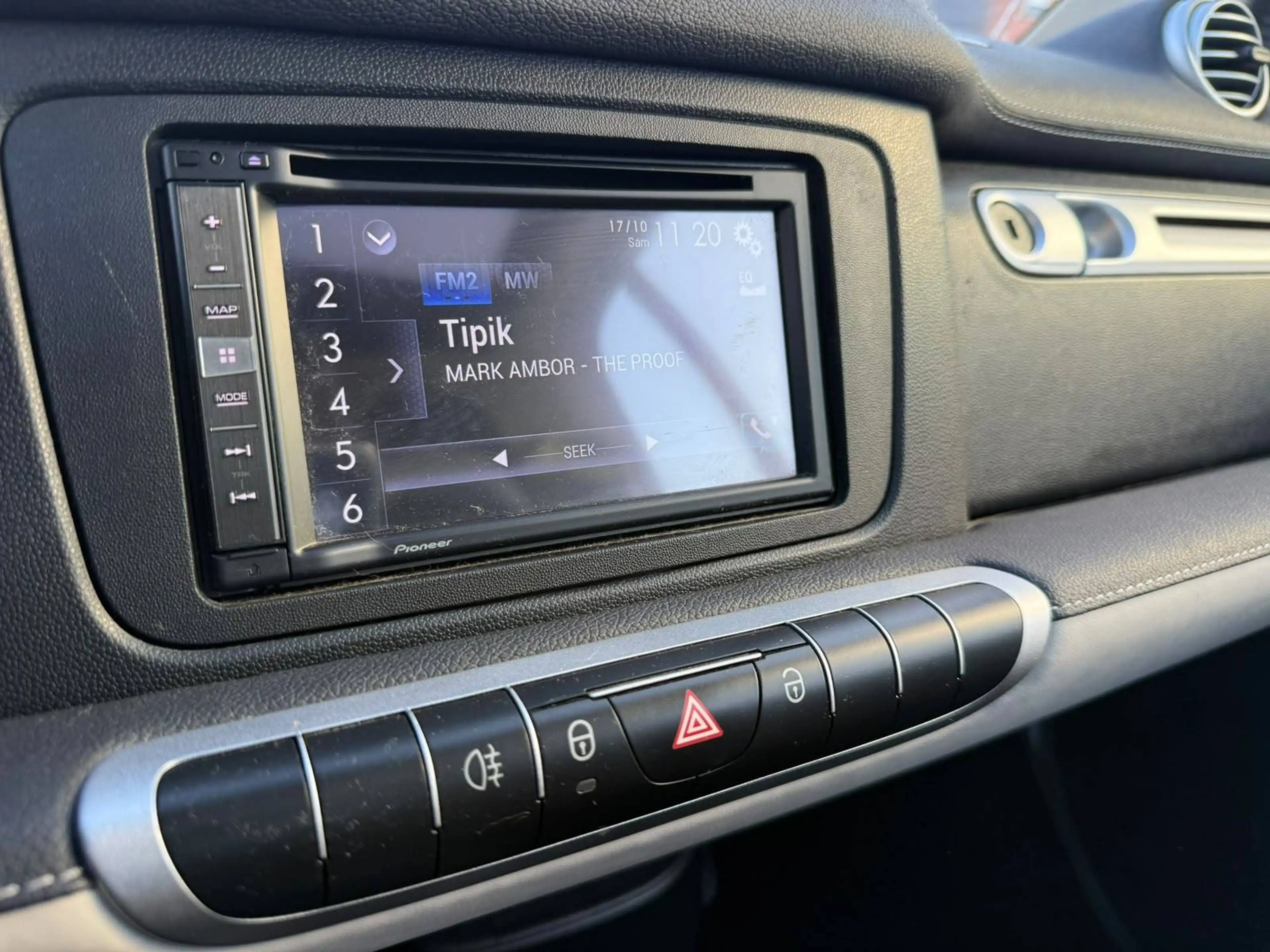 smart forTwo Coupe 1.0i Mhd Edition BoConcept Softouch GARANTIE 1 AN/JAAR — photo 10