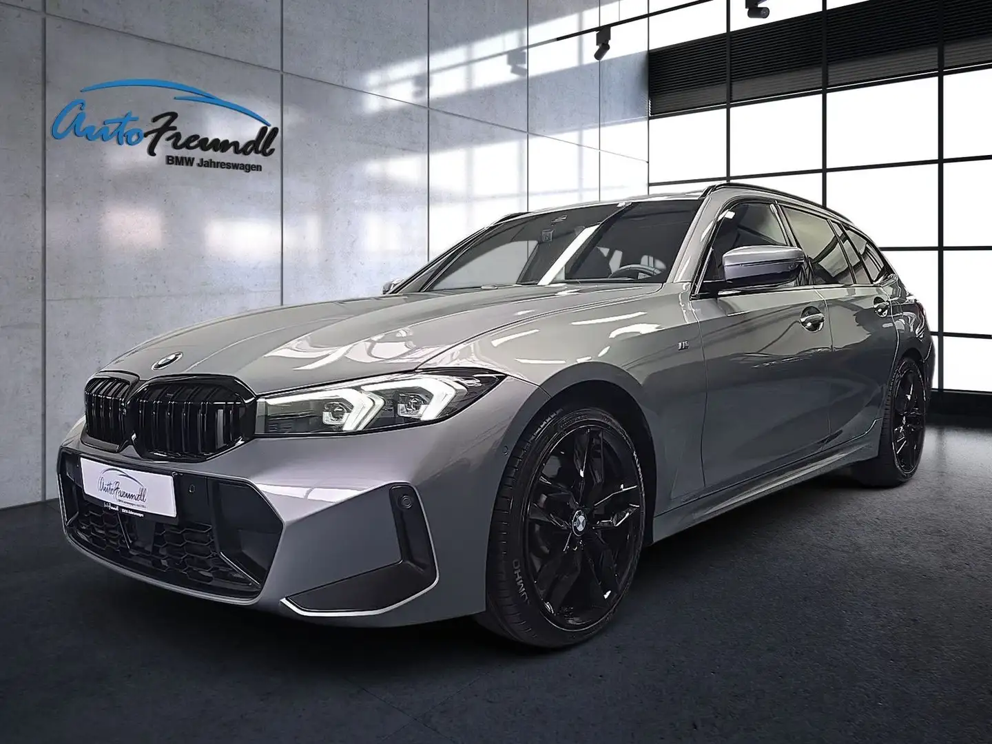 BMW 330 i xDrive LCI II M Sport *19 Zoll*Pano*HuD*AHK Gris - 1