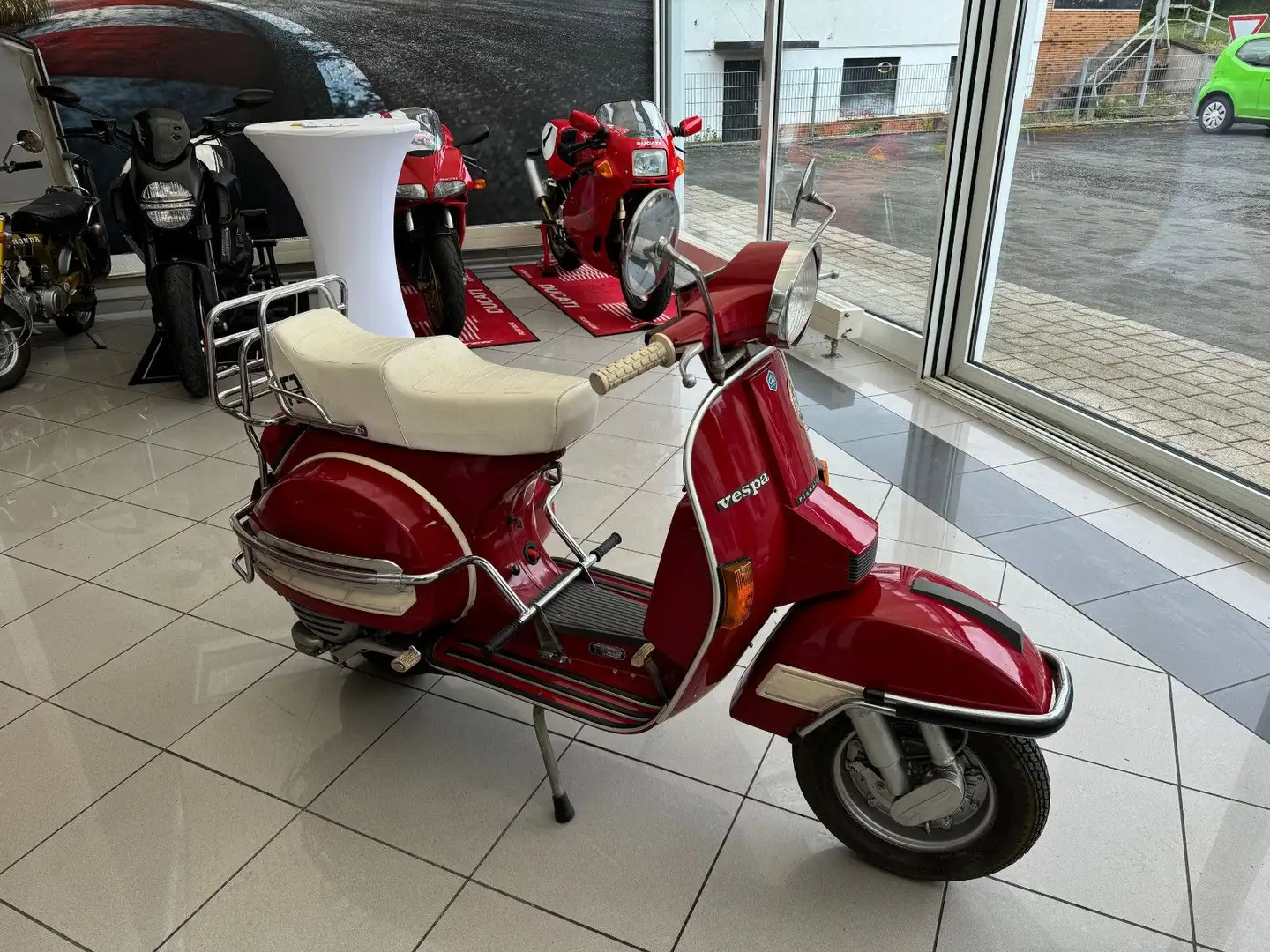 Piaggio Vespa PX 80 E  1. Hand Rot - 1