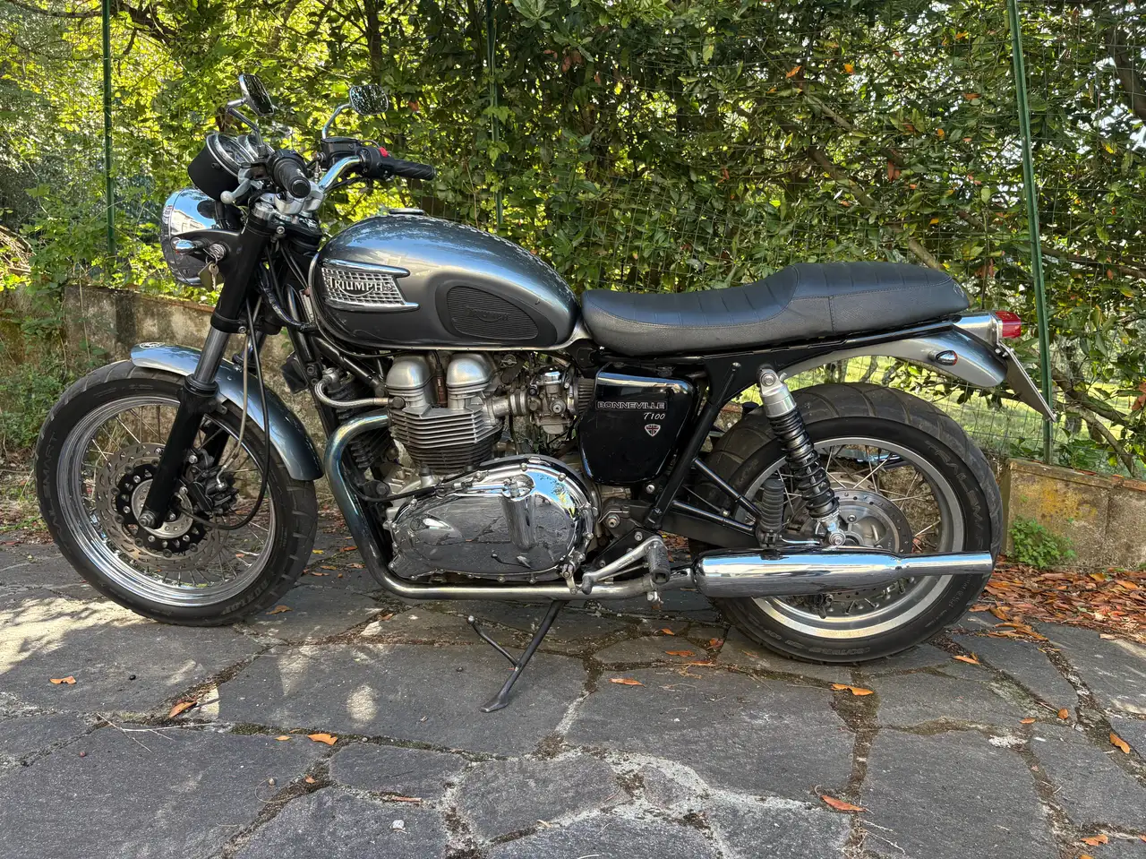 Triumph Bonneville T100