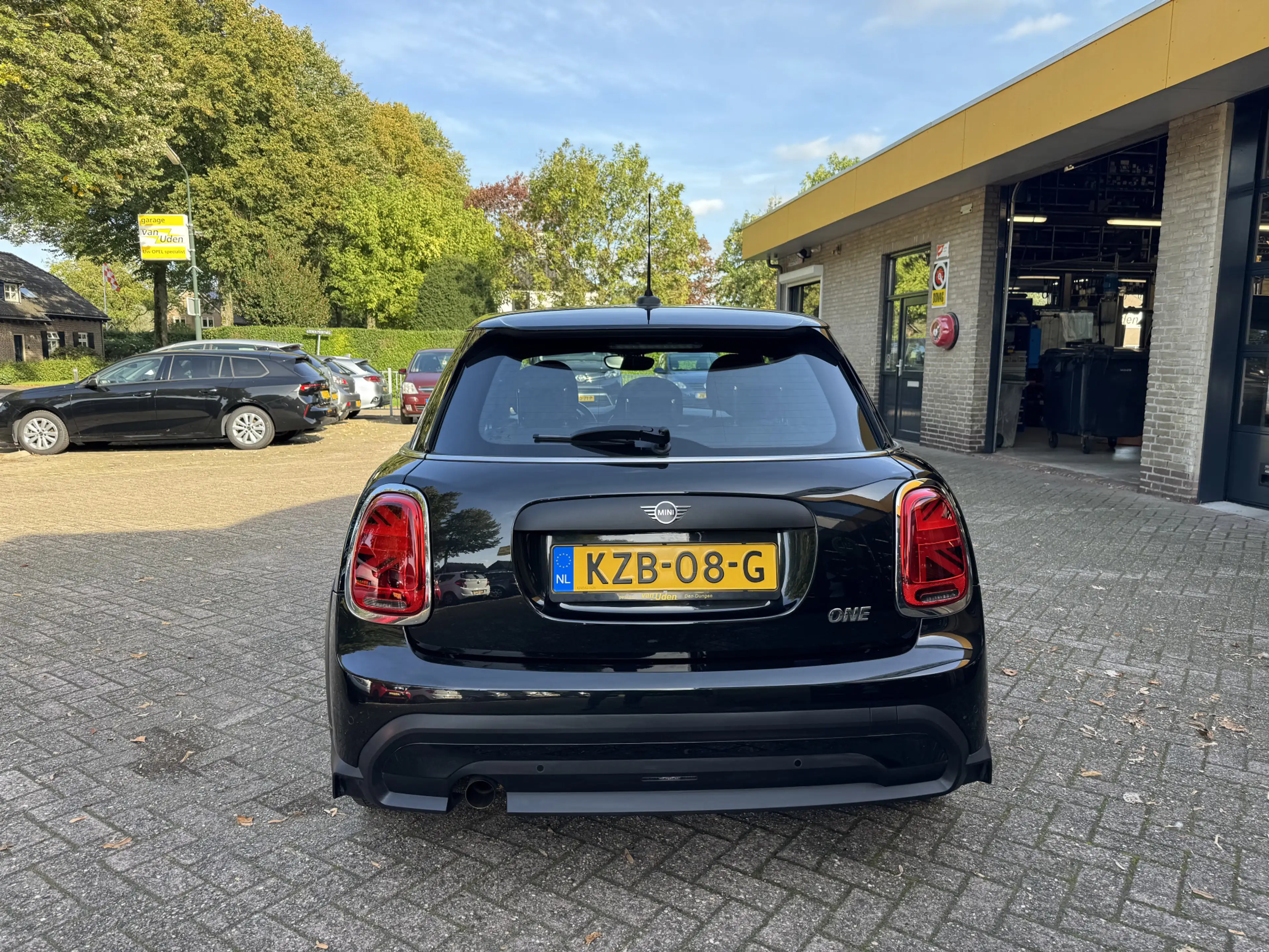 MINI One 5-Deurs 1.5 Climate Control Led Navi Carplay — photo 13