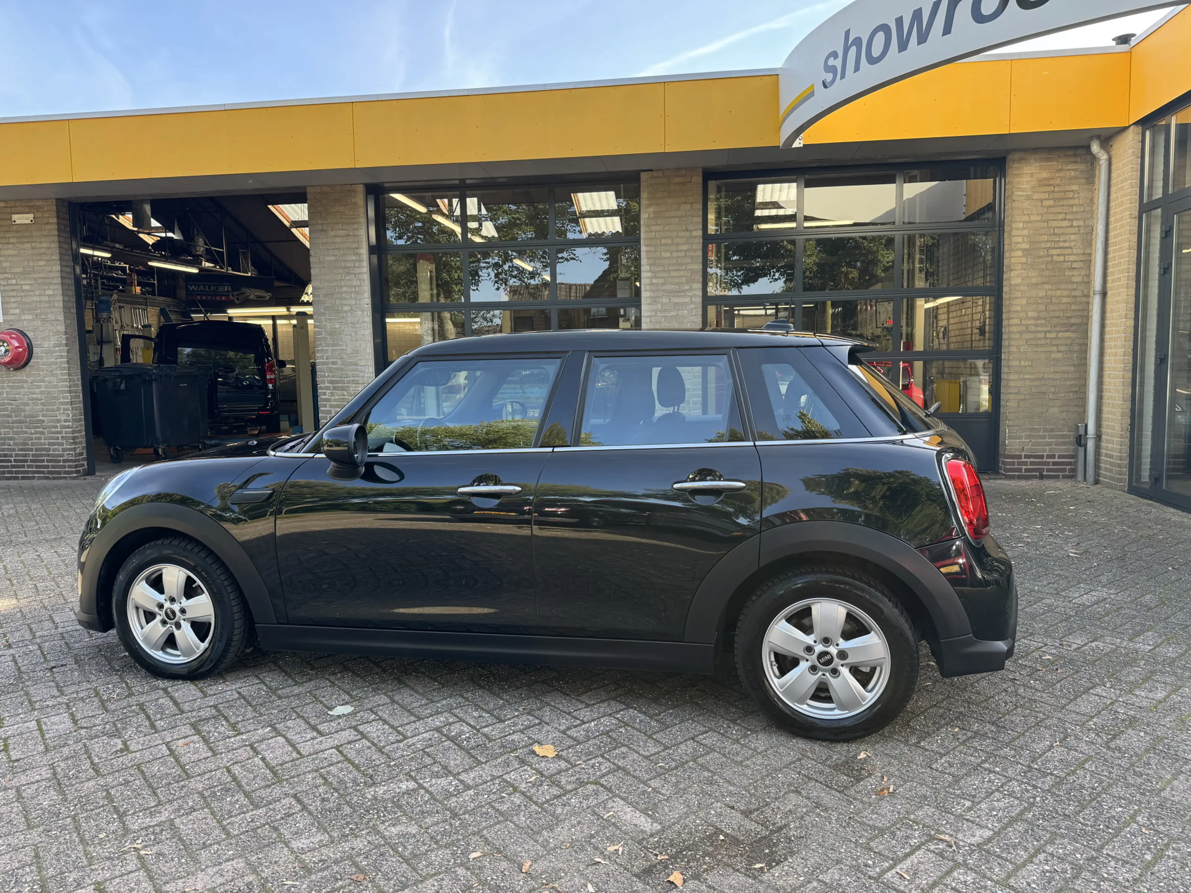 MINI One 5-Deurs 1.5 Climate Control Led Navi Carplay — photo 14