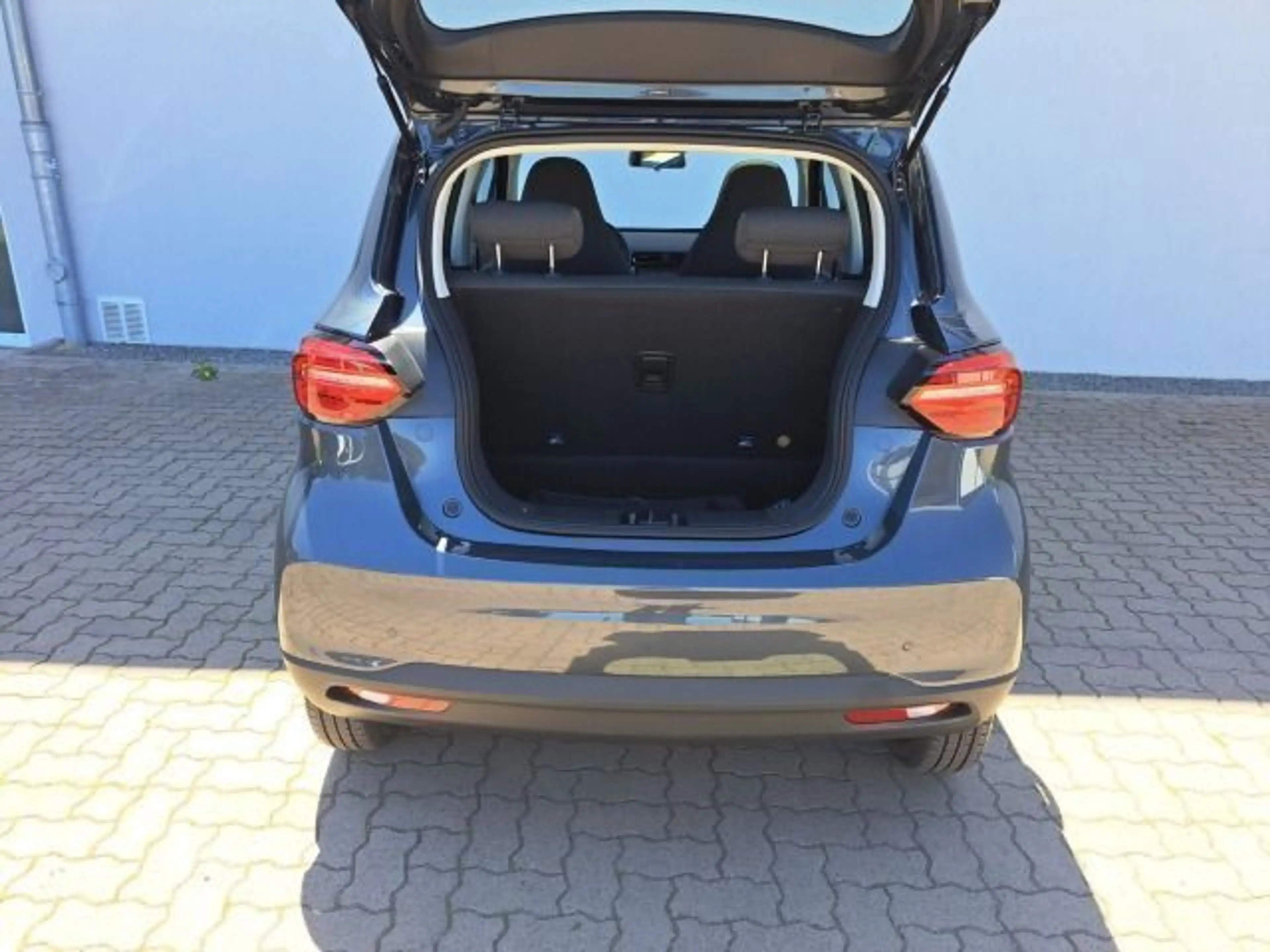 Leapmotor T03 Design Klima|NAVI|Pano|Kamera|ACC|PDC — photo 8