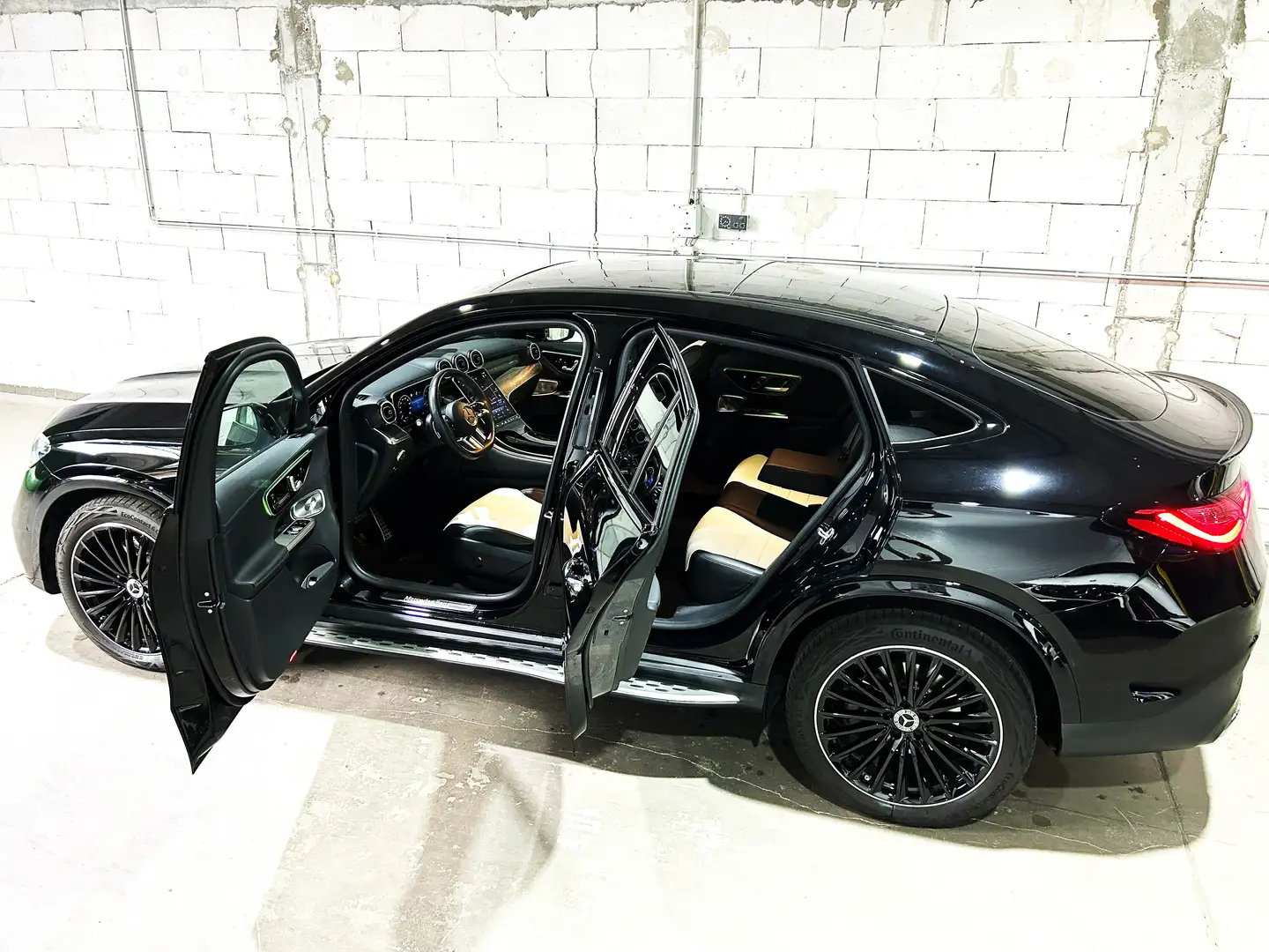 Mercedes-Benz GLC 200 GLC 200 4M CP. AMG*PANO*FAP+*DIGILED*BUR*KEY*20Z* Noir - 1