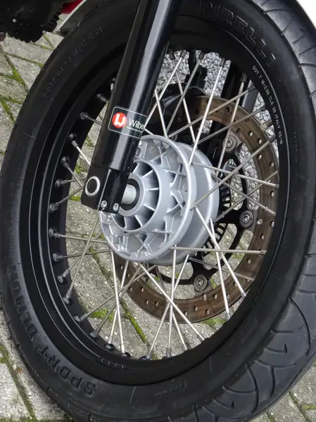 Moto Guzzi V 7 - foto 5