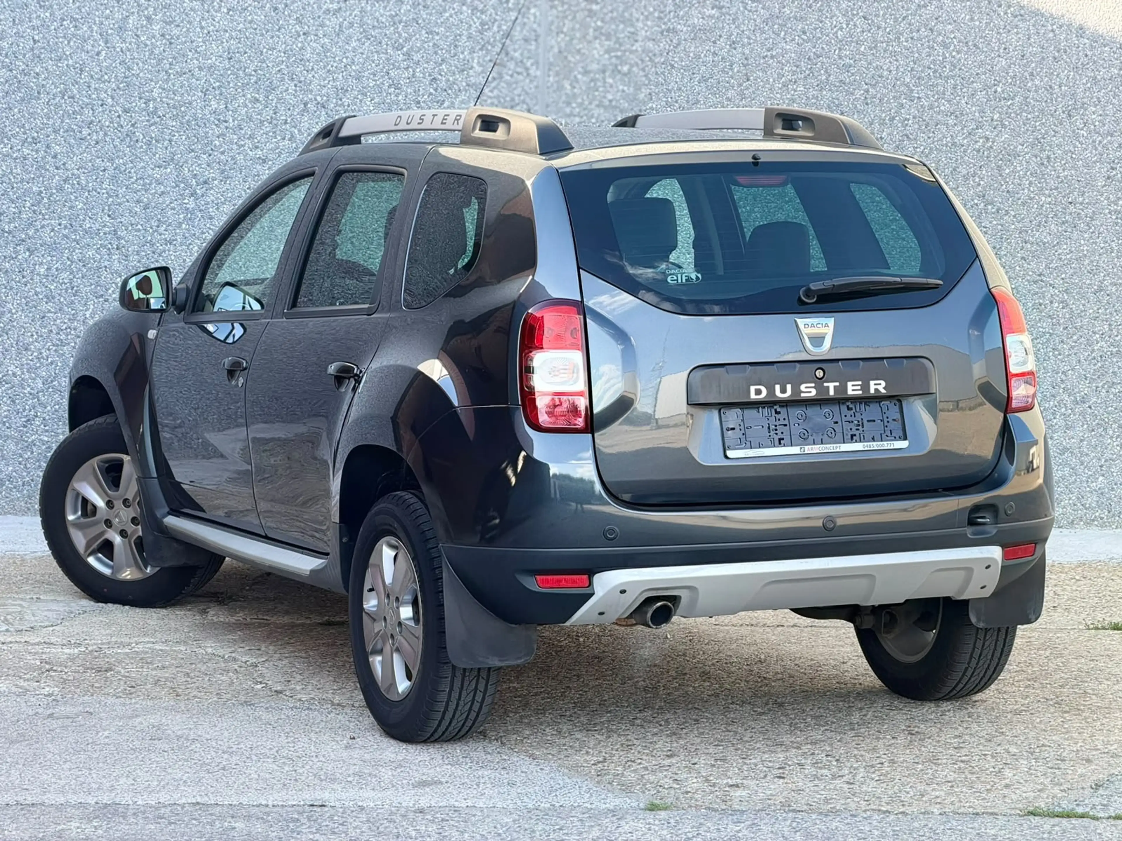Dacia Duster Duster 1.2 Essence 4x2 Prestige GARANTIE 12 Mois — photo 3