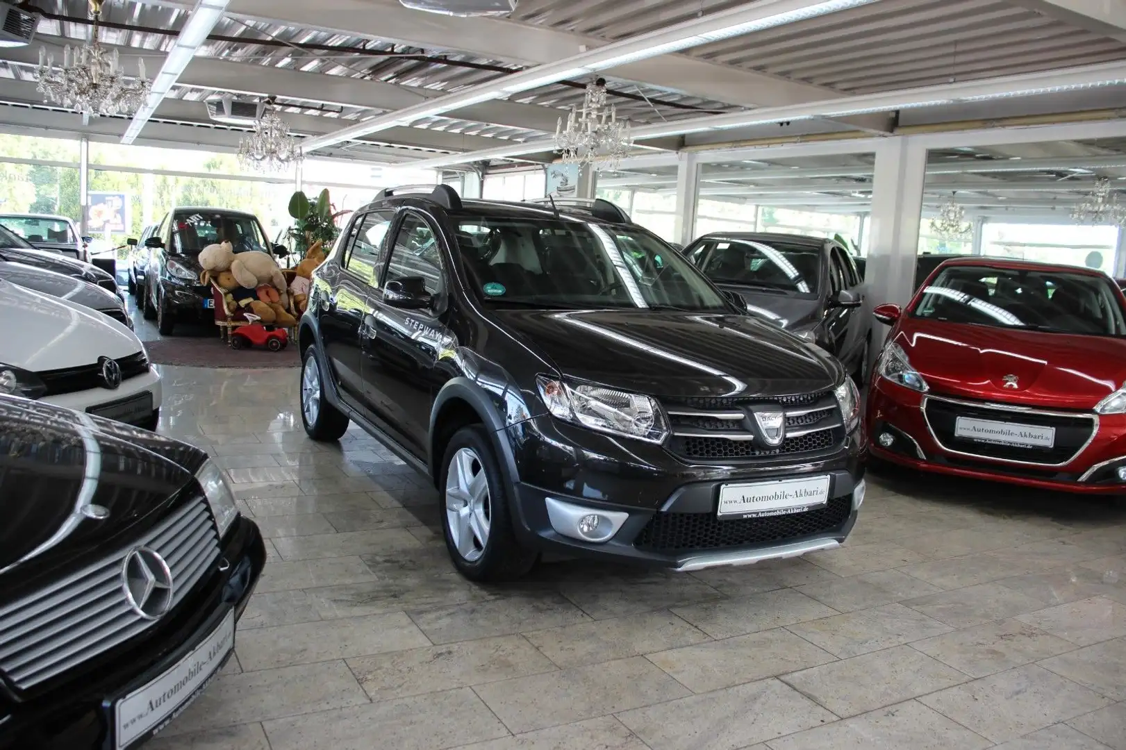 Dacia Sandero II Stepway Prestige *1-Hand* Schwarz - 2