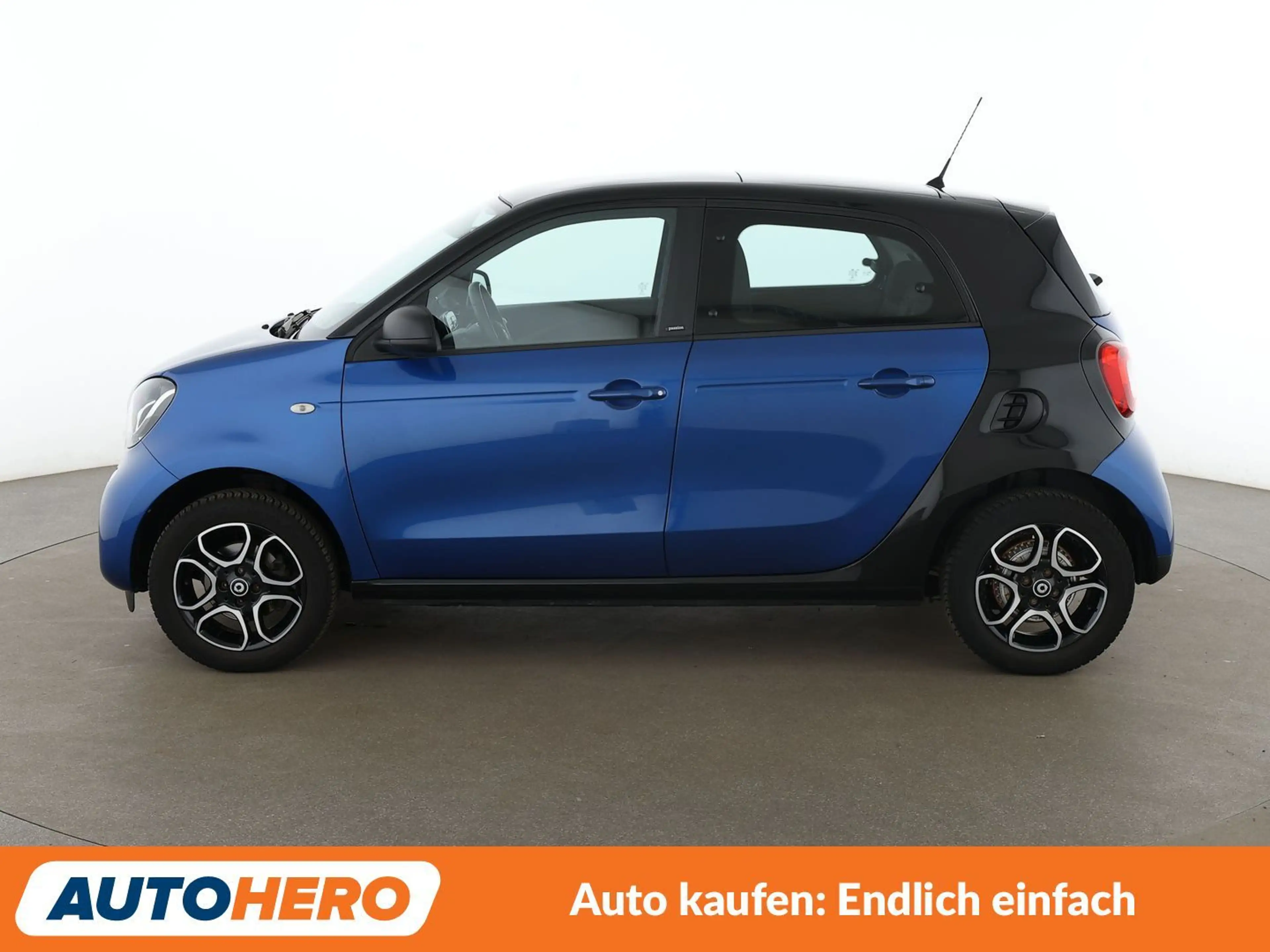 smart forFour 1.0 Basis passion *TEMPO*PDC*SHZ*ALU*PANO*KLIMA* — photo 3