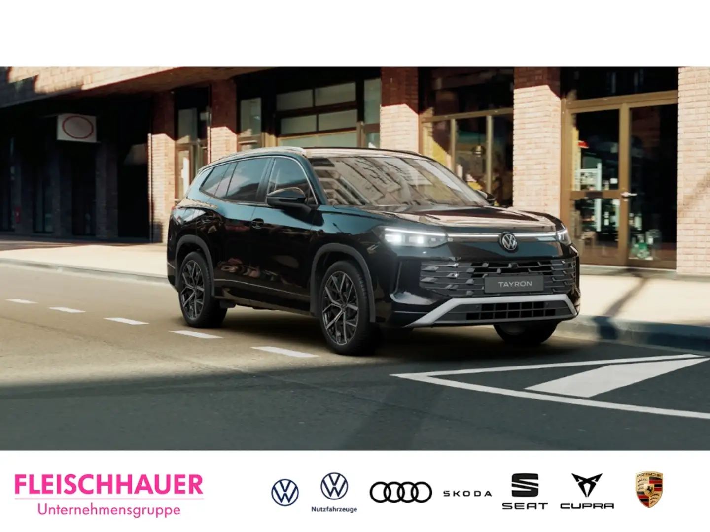 Volkswagen Tayron 1.5l eHybrid Elegance AHK IQ.DRIVE IQ.LIGHT Fekete - 1