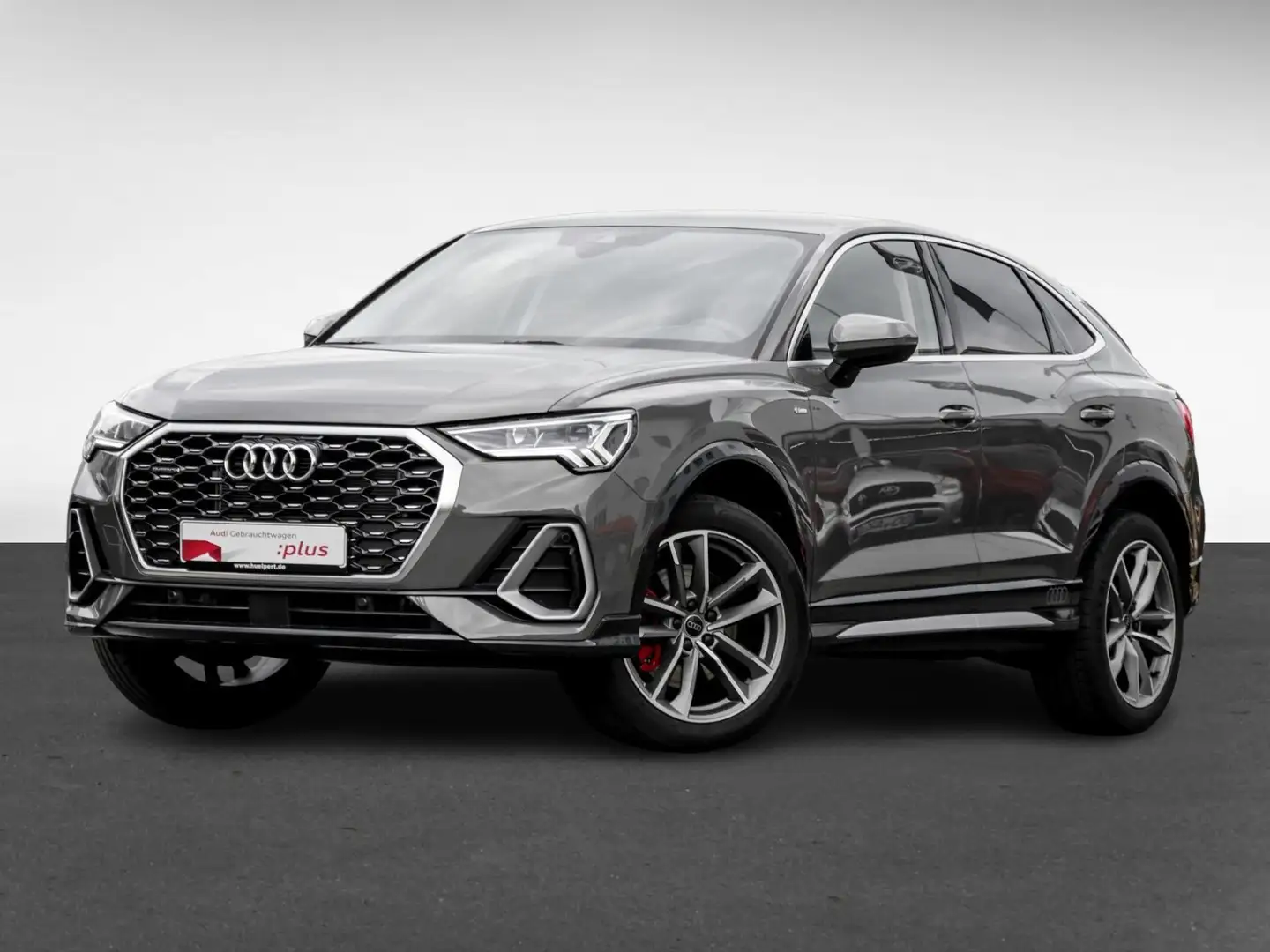 Audi Q3 Sportback 45 quattro S LINE AHK ACC LM19 NAVI+ siva - 2