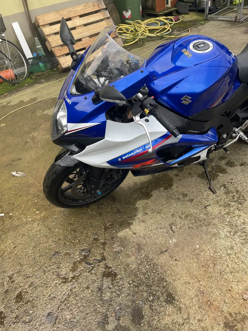 Suzuki GSX-R 1000 k8 immatricolata nel 2010 Albastru - 1