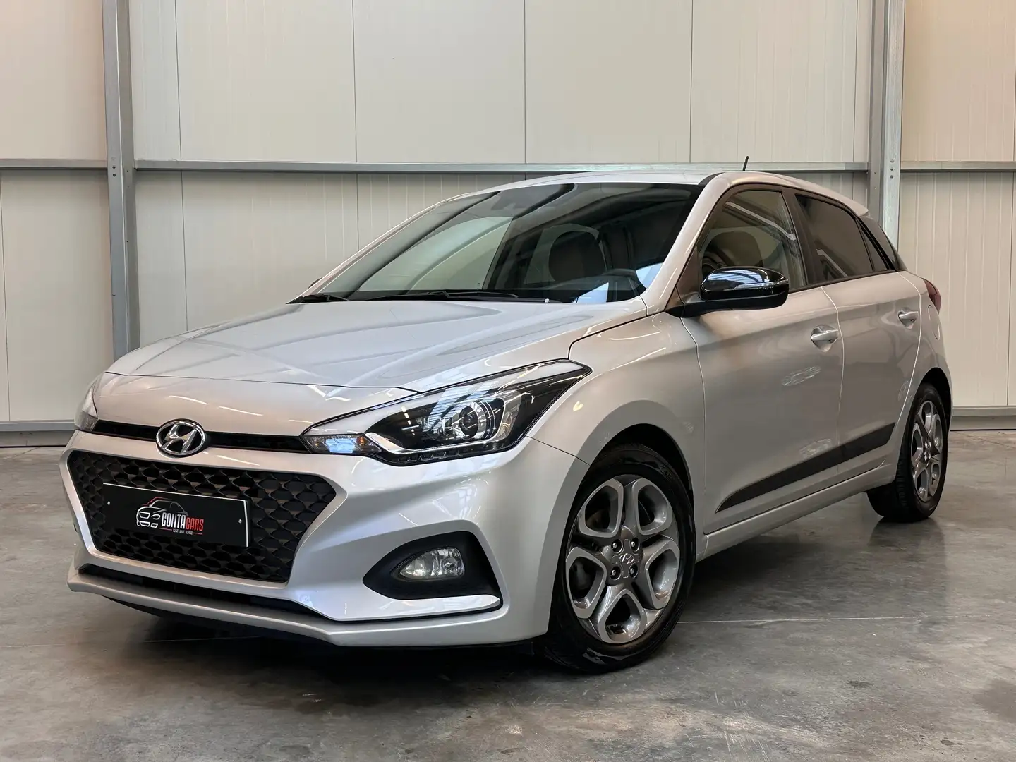 Hyundai i20 *GARANTIE 12 MOIS* 1.2i Twist Techno Pack + Grau - 1
