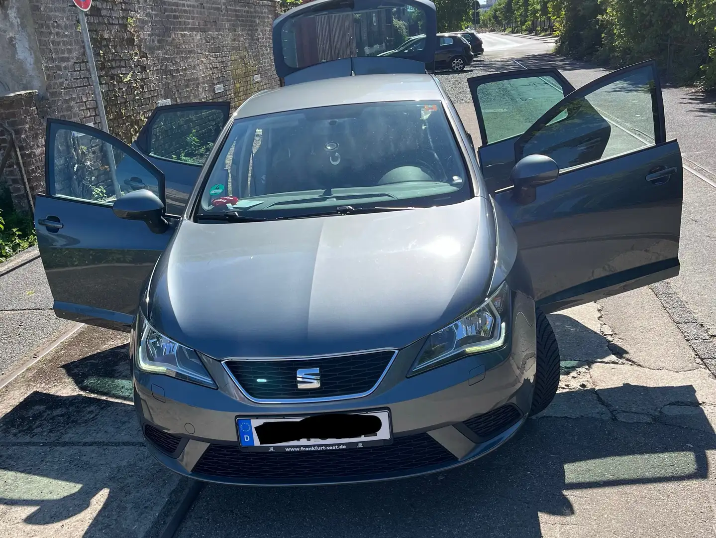 SEAT Ibiza Ibiza 1.2 TSI Style *Sitzheizung & Teilledersitze* Šedá - 2
