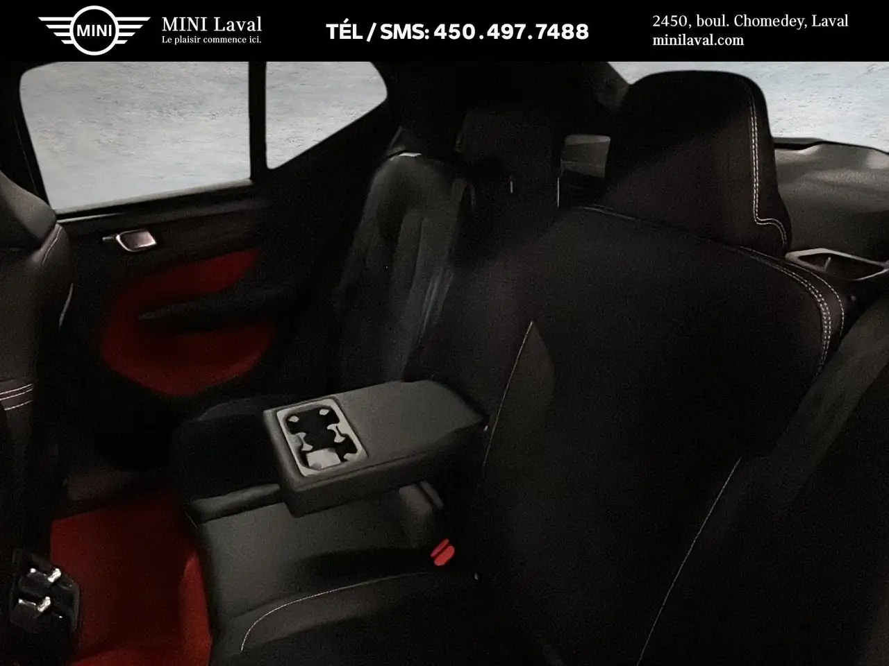 Volvo XC40 photo Volvo XC40