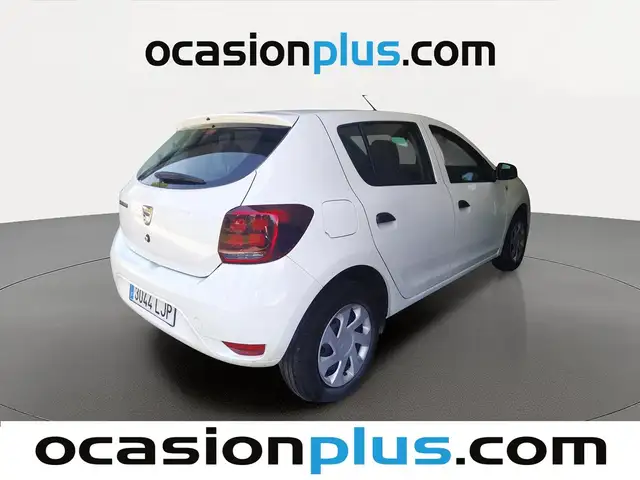 Dacia Sandero view 4